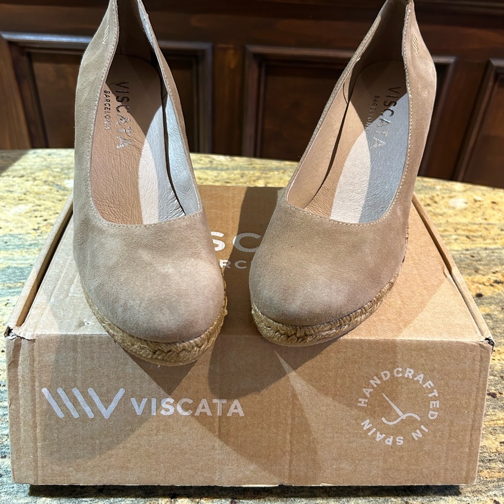 Viscata: Women's Tan Espadrille Pumps